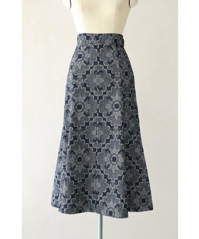 再入荷1月14日 エキゾチックな花柄のデニム調ロングスカート スカート