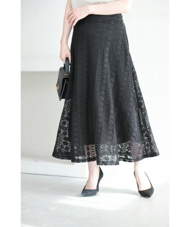 再入荷8月4日 黒 流れるように小花レース揺らめくフレアスカート