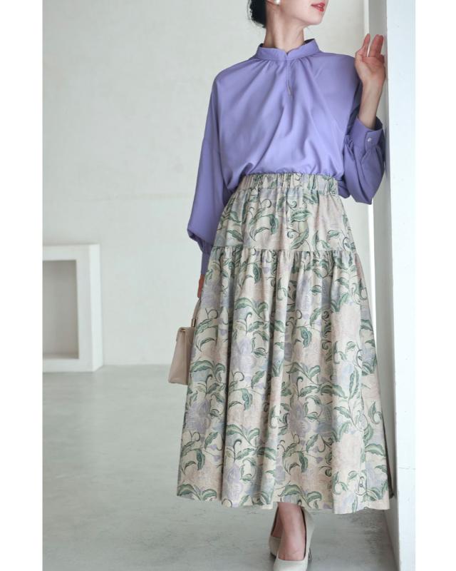 再入荷2月9日 舞うような淡色花の切り替えミディアムスカート cawaii wkj00086 S~L対応 涼しい 春 秋 夏 カーキ 柄 総柄 花 体型カバー 日常使い おでかけ ティアード エレガント エレガント 大人可愛い レディース ファッション 大人 ママ ミセス 30代 40代 50代の通販は