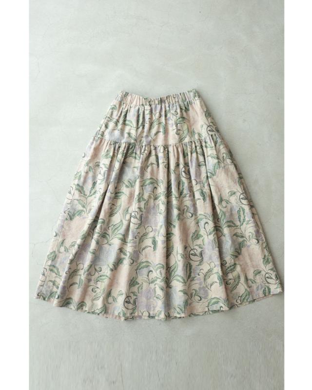 再入荷2月9日 舞うような淡色花の切り替えミディアムスカート cawaii wkj00086 S~L対応 涼しい 春 秋 夏 カーキ 柄 総柄 花 体型カバー 日常使い おでかけ ティアード エレガント エレガント 大人可愛い レディース ファッション 大人 ママ ミセス 30代 40代 50代の通販は