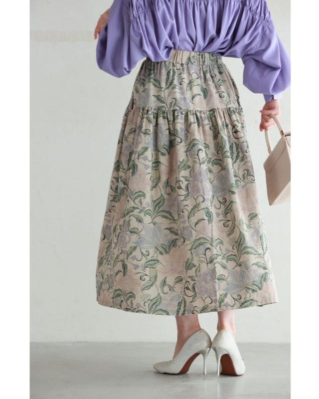 再入荷2月9日 舞うような淡色花の切り替えミディアムスカート cawaii wkj00086 S~L対応 涼しい 春 秋 夏 カーキ 柄 総柄 花 体型カバー 日常使い おでかけ ティアード エレガント エレガント 大人可愛い レディース ファッション 大人 ママ ミセス 30代 40代 50代の通販は
