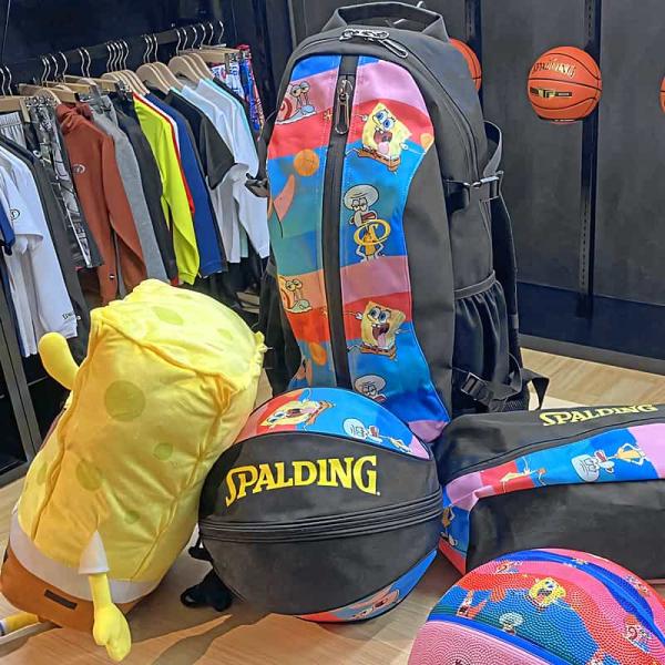 スポンジボブ ケイジャー ウエーブ ピンクカラフル バスケットボール バッグ リュック 40-007SBW バスケ バックパック 32L スポルディング CAGER 23AW 正規品 スポンジボブ ケイジャー ウエーブ ピンクカラフル バスケットボール バッグ リュック 40-007SBW バスケ バックパック 32L スポルディング CAGER 23AW 正規品