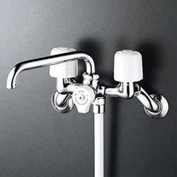 KVK 水栓金具【KF40N2WZ】2ハンドルシャワー 寒冷地用〔HB〕の通販は 14,031円