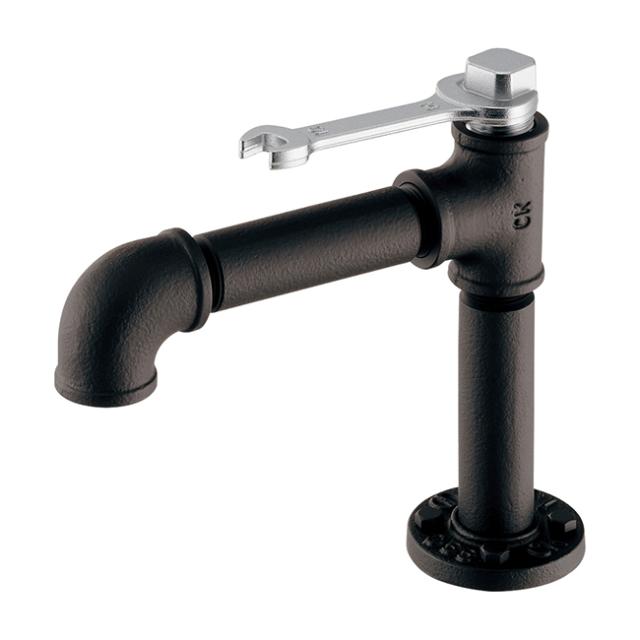 カクダイ 【721-267-D】インダストリアル立水栓 マットブラック〔GB〕の通販は