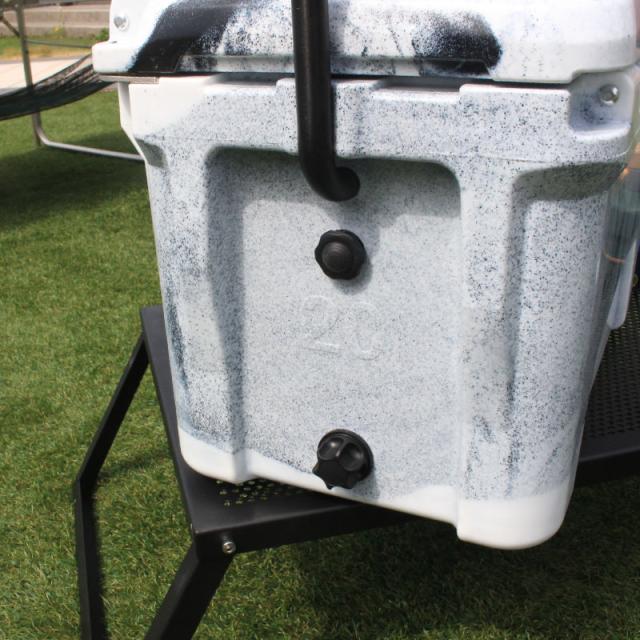 Deelight/ディーライト クーラーボックス20QT Iceland Cooler Box  アイスランドクーラーボックス 容量18.9リットル 最長で5日間も氷が持つ驚異の保冷力 まな板仕切りやワイヤーバスケット、ドリンクホルダー 方位磁石 栓抜き搭載_9