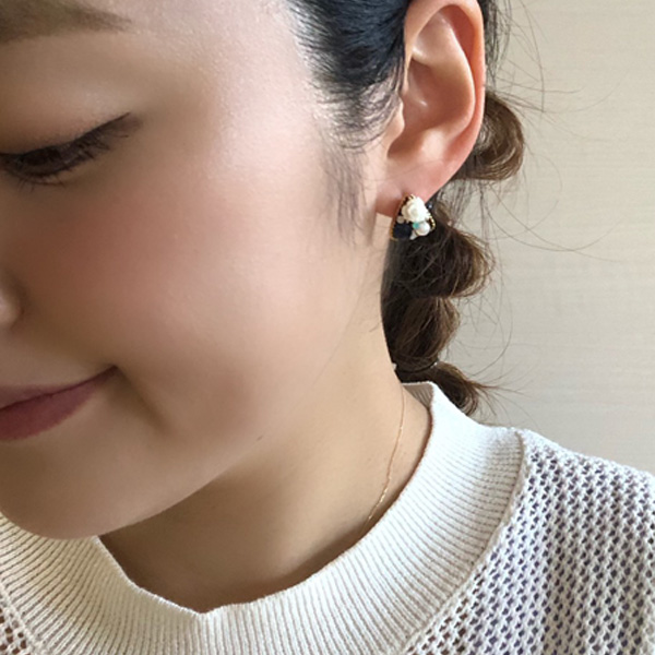 アクリル 薔薇 ビジュー ピアス ローズ フラワー 花 キラキラ パール パステルカラー 大人 かわいい 人気 小物 パーティ二次会結婚式 女の通販はau Pay マーケット アクセサリー通販 Glam