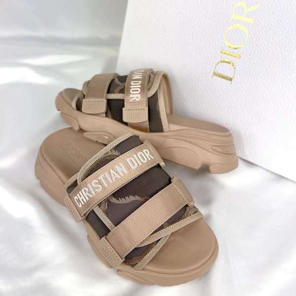 DIOR D-WANDER サンダルレオパード　美品　ディオール