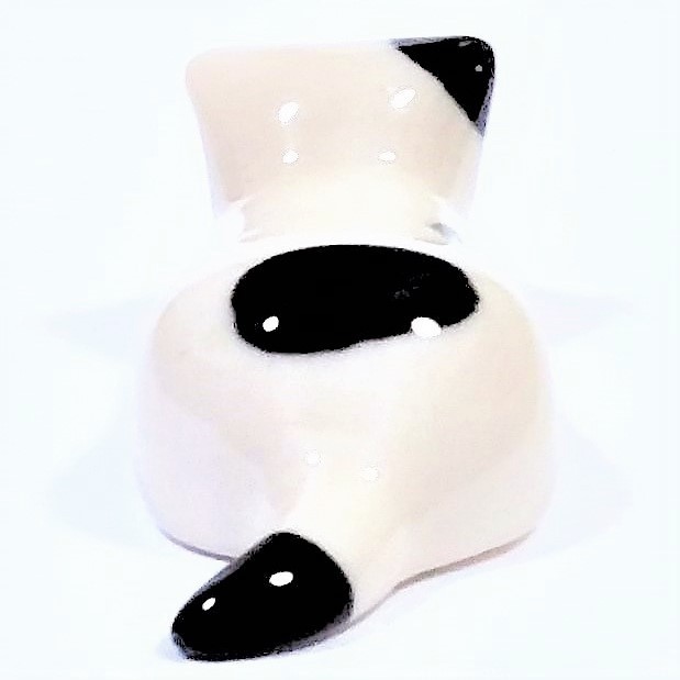 特価ブランド 猫 箸置き 陶磁器製 おしゃれ 白黒猫 三毛猫 2個セット 箸置き 箸・カトラリー・ピック