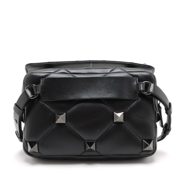 VALENTINO ボディバッグ 黒 レザー スタッズ VALENTINO ボディバッグ 黒 レザー スタッズ
