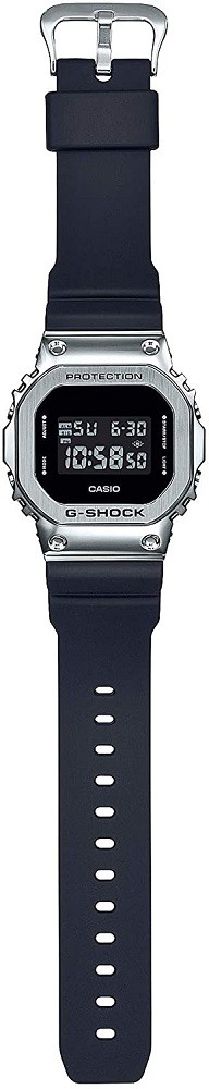 CASIO カシオ G-SHOCK Gショック メタル製ベゼル 硬質なステンレス素材