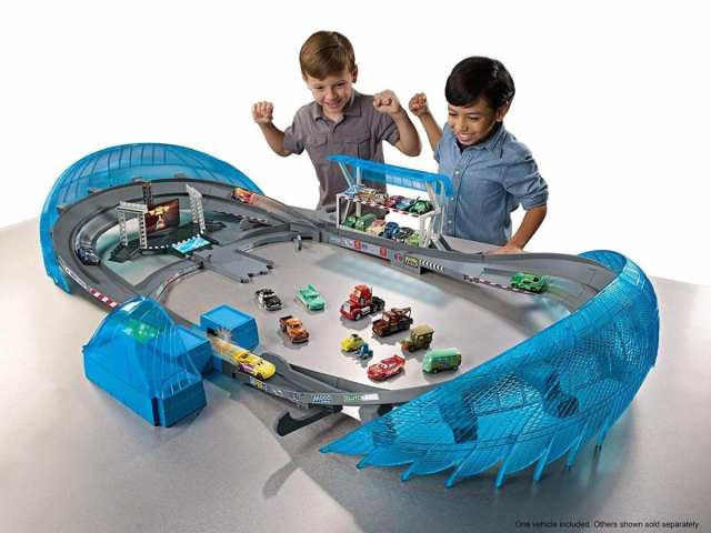 Disney Pixar Cars 3 Ultimate Florida Speedway Track Set ディズニーカーズ3 フロリダスピードウェイトラック Us輸入品 の通販はau Pay マーケット アメリカ輸入プロ