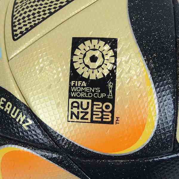 アディダス(adidas) サッカーボール5号球 オーシャンズ プロ
