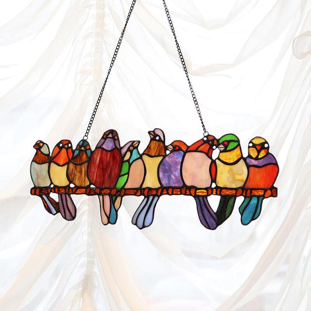 ウィンドウデコ ステンドグラス バード  サンキャッチャー アンティーク デコレーション ウィンドウ ステンド パネル クラシック アイアン インテリア ディスプレイ ショップ おしゃれ かわいい 窓 吊り下げ 壁 壁飾り 鳥 玄関 北欧 輸入雑貨 送料無料 RE690753の通販は