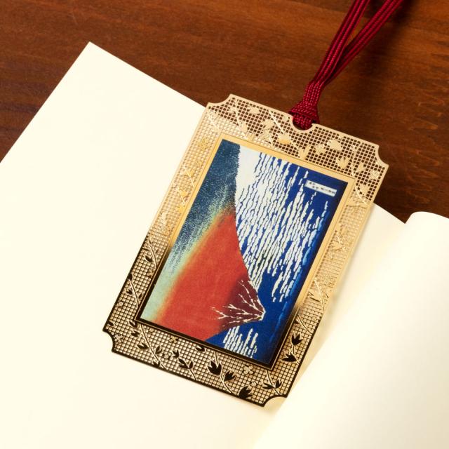 浮世絵しおり 北斎 凱風快晴 赤富士 Uk001 金の栞シリーズ 24k表面加工 金属製ブックマーカー Metal Bookmark Ukiyo Eの通販はau Pay マーケット 和雑貨のお店 和敬静寂