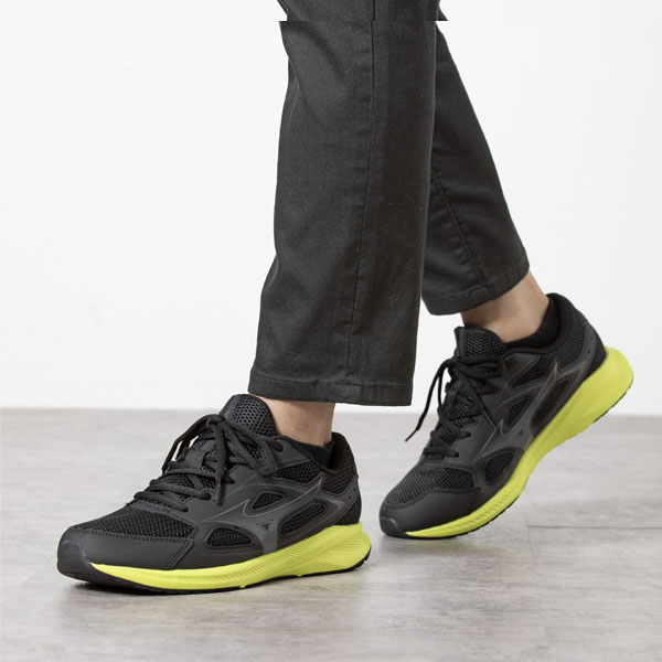 まさ ミズノ MIZUNO マキシマイザー 26 WIDE ランニングシューズ 陸上