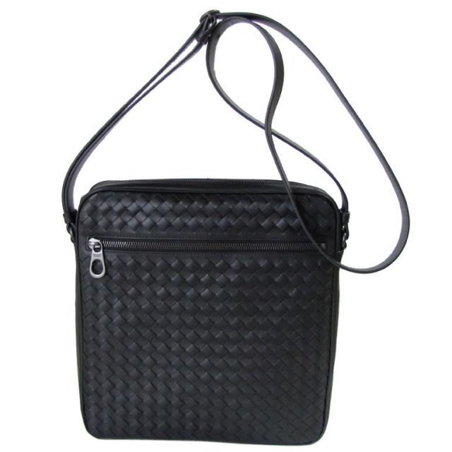 送料無料 ボッテガヴェネタ Bottega Veneta バッグ ショルダーバッグ メンズ イントレチャート Vn メッセンジャーバッグ ネロ ブラック 4の通販はau Pay マーケット ブランドショップa Level エイレベル