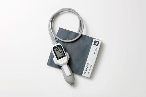 テルモ電子血圧計 エレマーノ2 ES-H56D データ通信機能あり 1台 テルモ【返品不可】