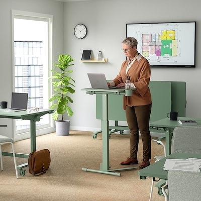 IKEA イケア ラップトップテーブル キャスター付き  グリーン  66x50cm big90519111 MITTZON ミッツォーン