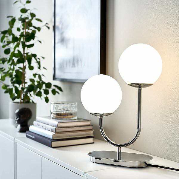 IKEA イケア テーブルランプ クロムメッキ オパールホワイト ガラス 42cm n60470979 SIMRISHAMN  スィムリスハムンの通販はau PAY マーケット - 株式会社クレール - ライト・照明