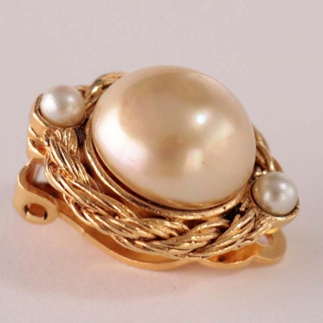 シャネル 1982 GP×フェイクパール イヤリングゴールド