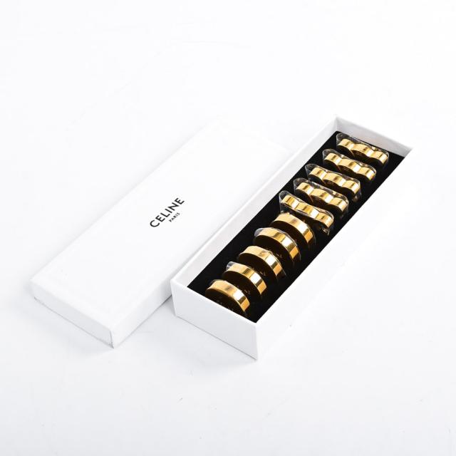 セリーヌティックタックトゥーカーフスキン