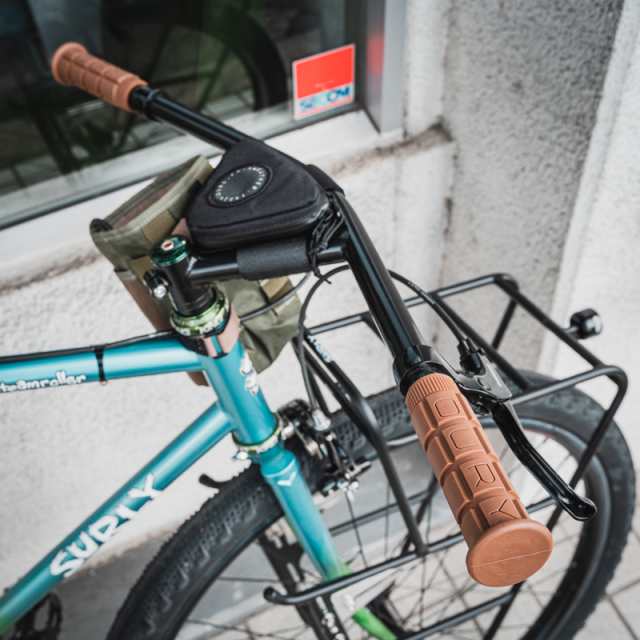 OURY mountain grip オーリー MTB マウンテン クロスバイク 自転車用 グリップ ピスト 固定ギア おしゃれ カジュアル かわいい  街乗り｜au PAY マーケット