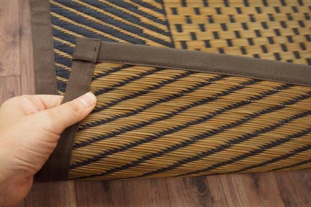 い草カーペット（裏張りなし） GKU 江戸間4.5帖 約261×261cm ブラウン×ブラック 日本製 国産 畳ラグ 夏 ラグ い草カーペット イ草 ラグマット 日本製 軽量 傷防止 和モダン おしゃれ 和室 和風 モダン 抗カビ ゴザ 寝ござ 夏用_11
