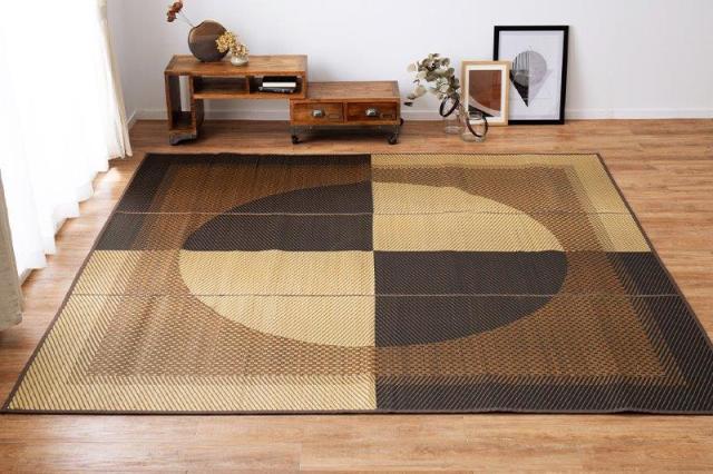 い草カーペット（裏張りなし） GKU 江戸間4.5帖 約261×261cm ブラウン×ブラック 日本製 国産 畳ラグ 夏 ラグ い草カーペット イ草 ラグマット 日本製 軽量 傷防止 和モダン おしゃれ 和室 和風 モダン 抗カビ ゴザ 寝ござ 夏用_6