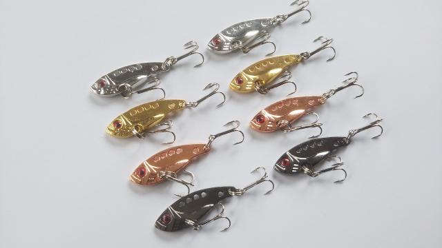 堤防などの小物に メタル バイブレーション 3 2g 3 5cm 8個セット メバル メバリング 根魚 ロックフィッシュ メッキ サバ カの通販はau Pay マーケット 雪見堂