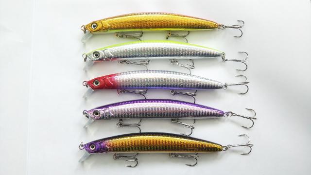 マグネットによる重心移動で飛距離が出る フローティングミノー 28g 15cm 5色セット シーバス スズキ 青物 ヒラマサ ブリ イナの通販はau Pay マーケット 雪見堂