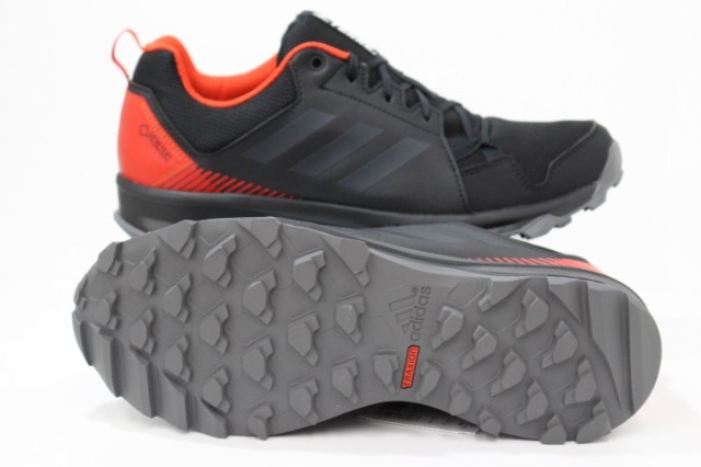 terrex tracerocker gtx