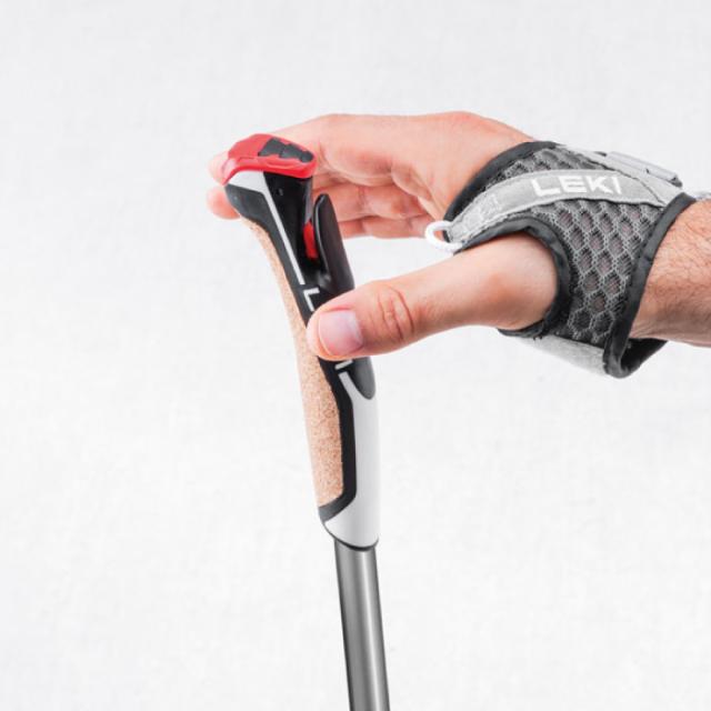 キャラバン メンズ レディース レキ LEKI トラベラー カーボン 登山