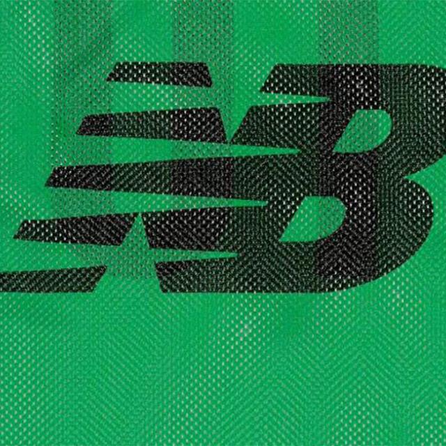 全4色 10枚１セット ニューバランス メンズ レディース ビブス No.2-No.11までの10枚入り 専用メッシュ袋付き サッカー用品 ゼッケン ブルー 青 ピンク グリーン 緑 送料無料 New Balance AMT55291_4