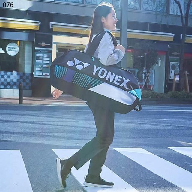 YONEX ダッフルバッグ ブラック/ブルー/レッド Amazon.co.jp: [YONEX] テニス バドミントン ラケットバッグ