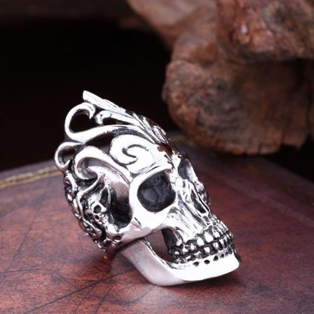 リング 指輪 メンズ ステンレス ロングスカルリング サージカルステンレス 長頭 スカル 髑髏 立体 ワイド 幅広 ユニーク メンズ向け プレの通販はau Pay マーケット ロキシー工房