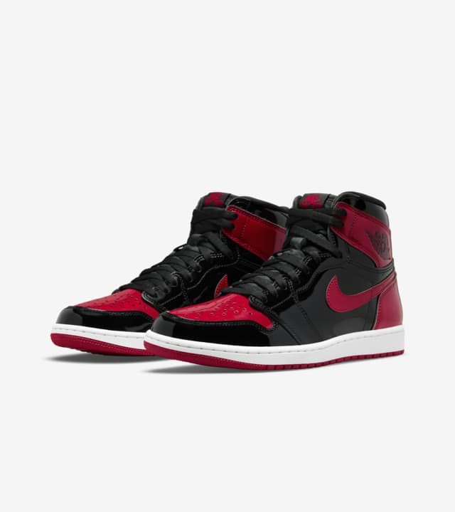 ナイキ エア ジョーダン 1 レトロ ハイ OG パテント ブレッド NIKE AIR JORDAN 1 RETRO HIGH OG PATENT  BRED メンズ スニーカー 555088-0の通販はau PAY マーケット - ミドリス | au PAY マーケット－通販サイト