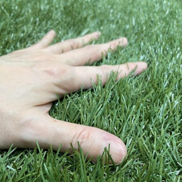 リアル人工芝 ロール つや消しタイプ 幅1m×長さ1m×10本 芝丈30mm 芝生マット 人工芝ロールタイプ 芝生 庭 ベランダ テラス バルコニー_4
