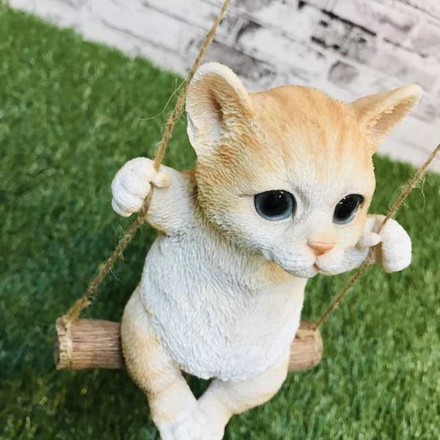 ベニーズキャット ブランコ 茶トラ白 猫 置物 可愛い リアル アニマルオブジェ インテリア かわいいネコ 動物 子猫 ガーデンオーナメの通販はau Pay マーケット ミドリス