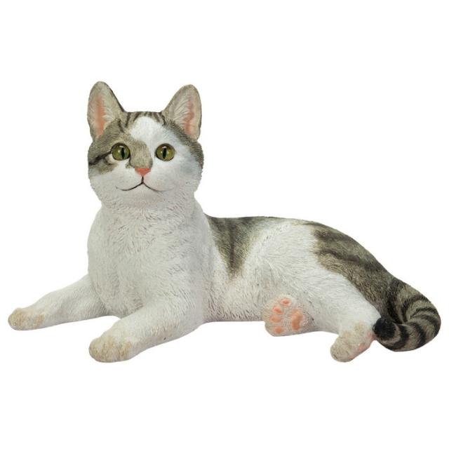 猫 置物 リアルでかわいい おしゃれ 大きい 寝そべったサバトラ白猫 ネコ 横幅34cm woobia ウービア ガーデン インテリア オブジェ 巨大 可愛い プレゼント 北欧 玄関 雑貨 動物 モダン 面白い 庭 ギフト 屋外 家 玄関先 ガーデンオーナメント_2