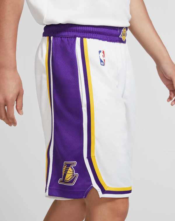 Nike ナイキ バスパン ハーフパンツ ショート 短パン メンズ ロサンゼルス レイカーズ スウィングマン Nba バスケットボール 半ズボン ボの通販はau Pay マーケット Bumps