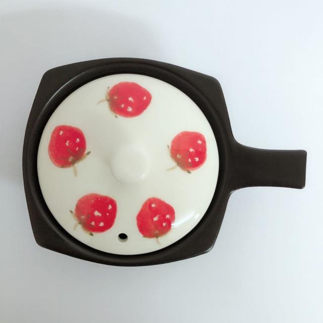 目玉焼き又はイチゴ 予約販売】目玉焼き土鍋 いちご 洋なし さくらんぼ CAT4色あり 萬古焼