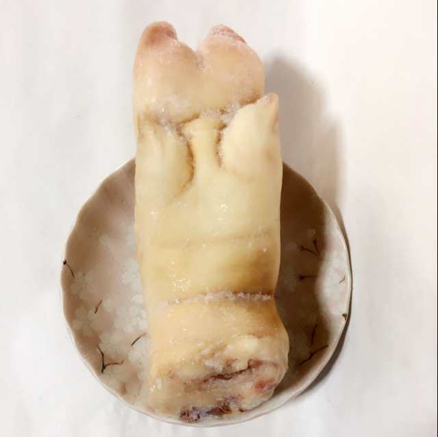 生豚足 1個入り 310g 冷凍品 国産 瓶の商品と同梱不可の通販はau PAY マーケット - 好食光 au PAY マーケット店