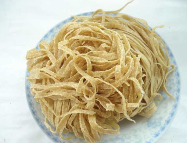 とうふ麺 泰山豆腐干絲 500g 豆腐カンス 押し豆腐の糸切り 台湾製 中華食材 冷凍食品の通販はau Pay マーケット 好食光