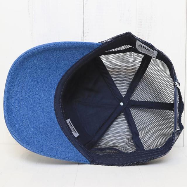 deus ex machina venice hat
