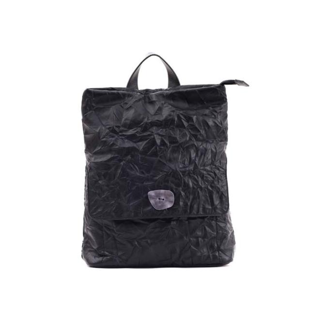 【Nananoel ナナノエル】 jenny メタルボタンリュック ブラック A4・PC対応 サイドポケット付き レディース 軽量 大人 フェイクレザー ベーシックカラーの通販は