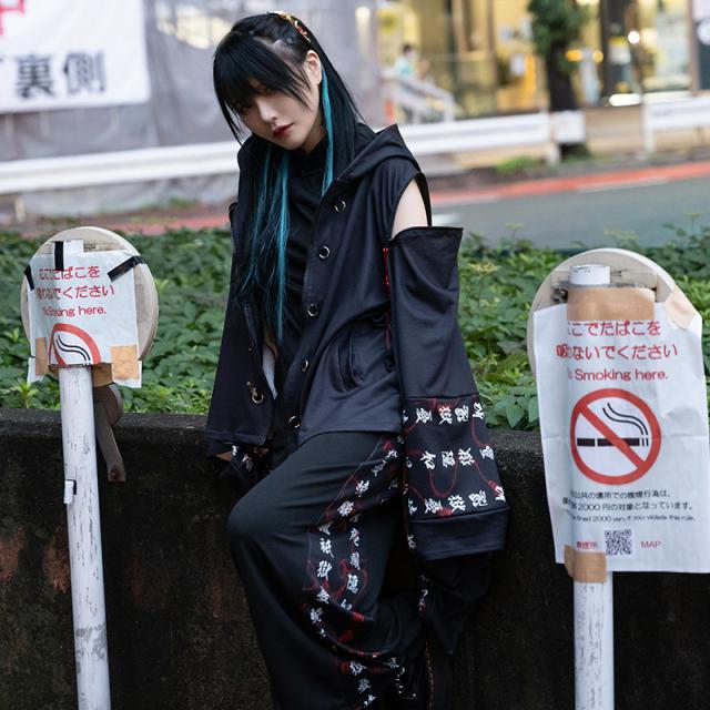 狱女 ジュバク ハカマパンツ ワイドパンツ 袴 着物 和服 原宿 原宿系 病みかわいい 病みかわ ファッション パンク ロック V系 レディース メンズ  個性的 派手カワ 和風 漢字 大きいサイズ ビッグシルエット サイドライン 黒 赤 ACDCRAGの通販はau PAY マーケット - ACDC  RAG au