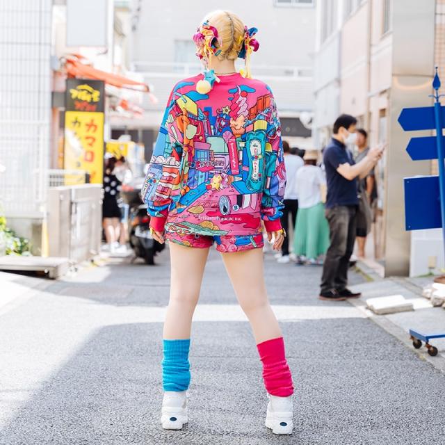 ニーナ ロンt 長袖 ファッション 原宿系 原宿 病み 病みかわいい 派手カワ ダンス 衣装 ダンス衣装 デコラ ポップ カラフル 個性的 レデの通販はau Pay マーケット Acdc Rag Au Pay マーケット店