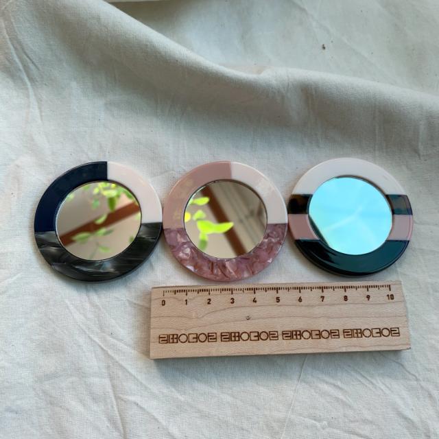 コンパクト ミラー おしゃれ 韓国 ファッション アクセサリー 携帯用手鏡 ミラー 鏡 かわいい コンパクト 手鏡 Lattencos ラテアンドコスの通販はau Pay マーケット Beauty Studio