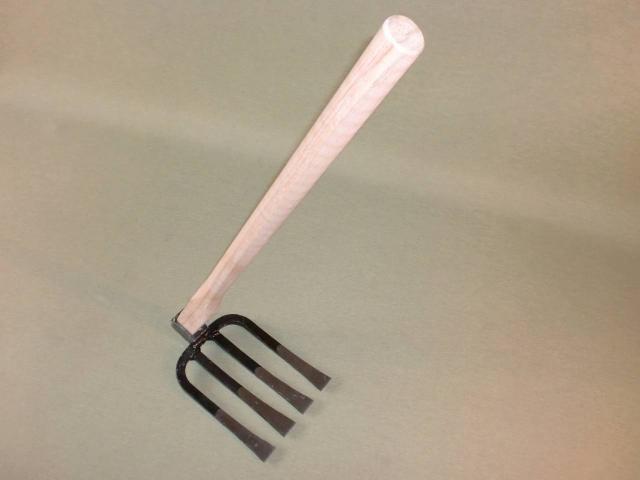 千成 AD-233 備中鍬 土方四本鍬 木柄 90cm 用具 工具 鍬（くわ） クワ くわ ホー Hoe 相田合同工場 燕三条