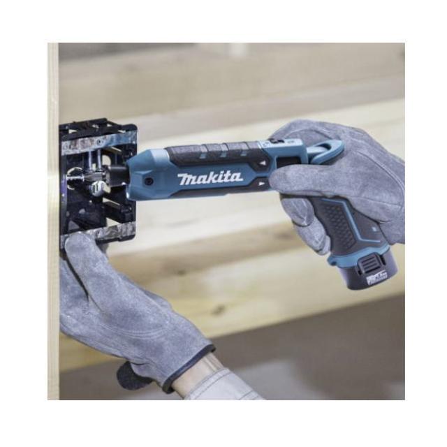 マキタ TD023DSHXB 充電式ペンインパクトドライバ セット品 バッテリー2本/充電器/ケース 色 黒 ブラック ワンタッチビット装着_2